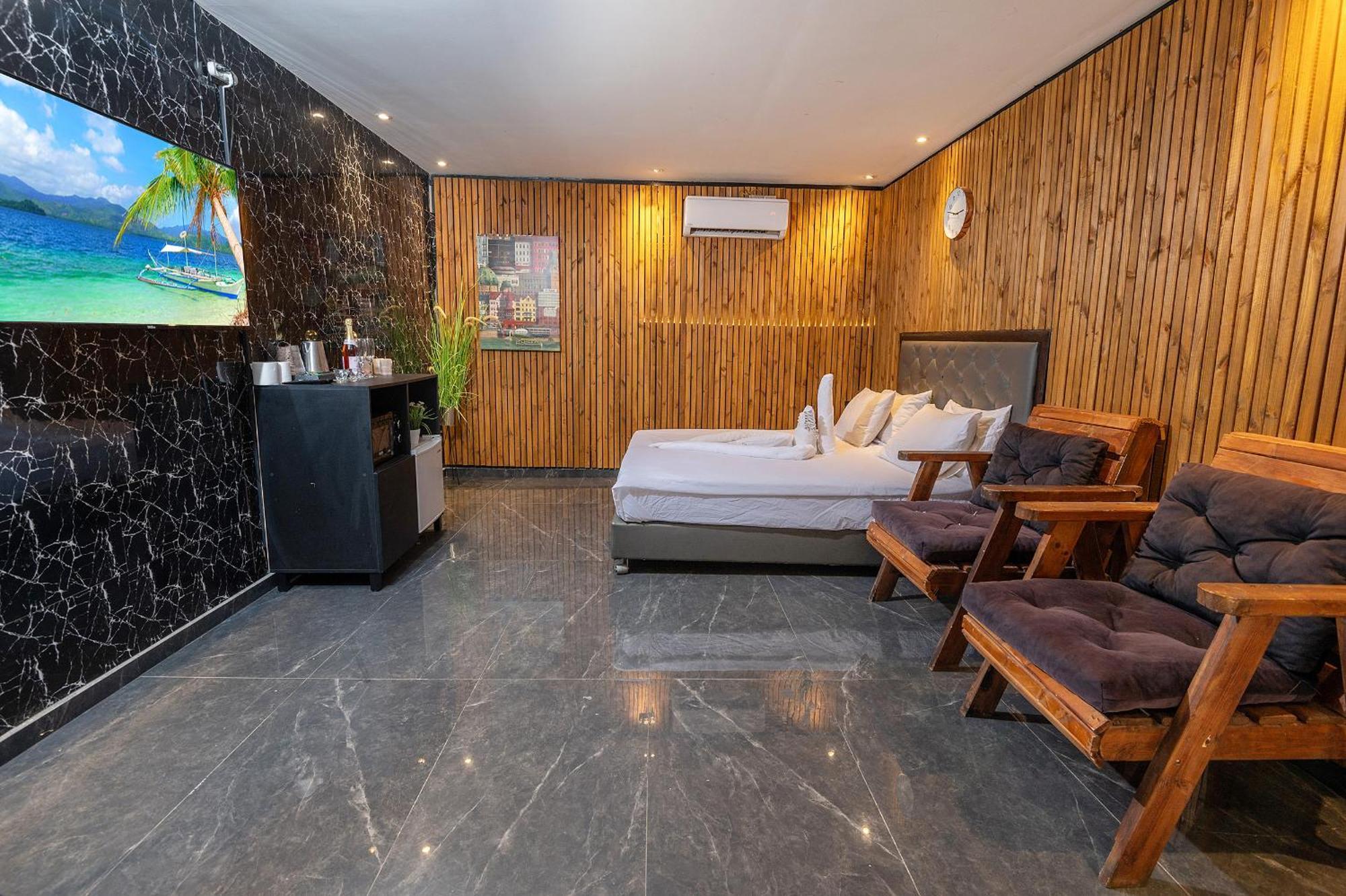 Lago Suites Hotel Йерусалим Екстериор снимка